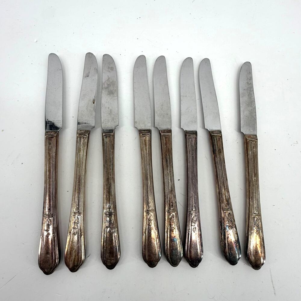 Simeon L George H Rogers Countess II Oneida Silverplate Dinner Knives Lot of 8
